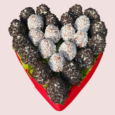 Chocolate Strawberries Heart